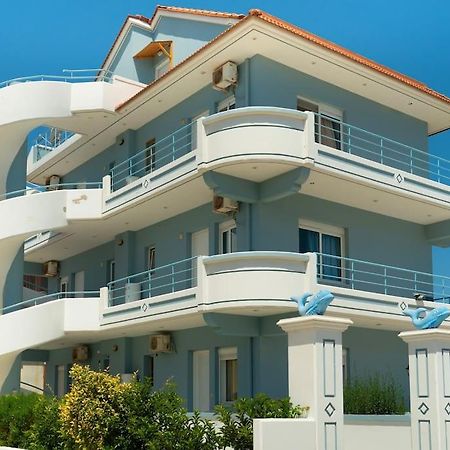 Megat Seaview And Seaside Apartments 이알리소스 외부 사진